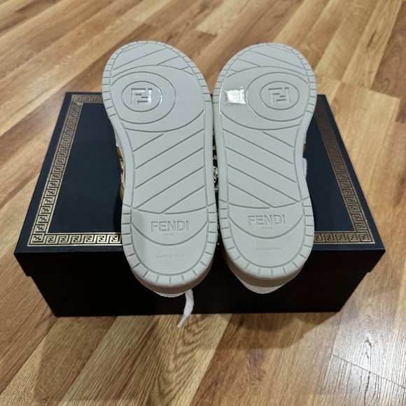 Fendace Fendi Versace Match Suede Sneakers Chunky Skate White Gold Size 37 Women - Picture 11 of 15